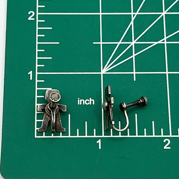 Kachina Vintage Sterling Silver Earrings with Blue  Screw Back Miniature 925 - Picture 10 of 11